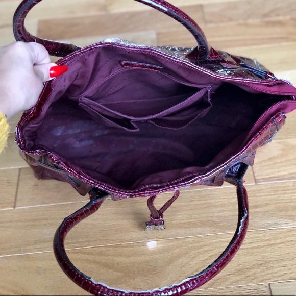 NY&Co Faux Crocodile Bag - Picture 4 of 6